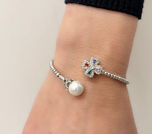 BRACELET ET BAGUE EN PERLES DE TRÈFLE BRACELET ET BAGUE EN PERLES DE TRÈFLE