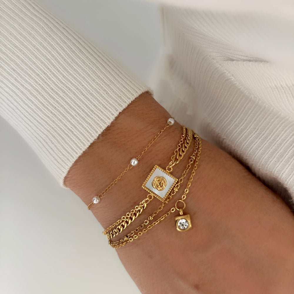 CAMELLIA BRACELETS