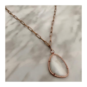 COLLIERS, BOUCLES D'OREILLES ET BAGUES PERLES DU BORD DE MER COLLIERS, BOUCLES D'OREILLES ET BAGUES PERLES DU BORD DE MER