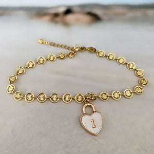 BRACELETS DE CHEVILLE MÉDAILLON COEUR BRACELETS DE CHEVILLE MÉDAILLON COEUR