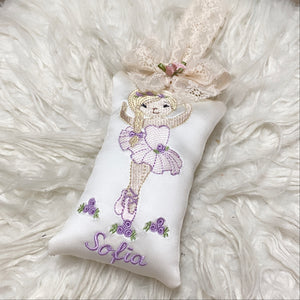 OREILLER À SUSPENDRE BALLERINE OREILLER À SUSPENDRE BALLERINE