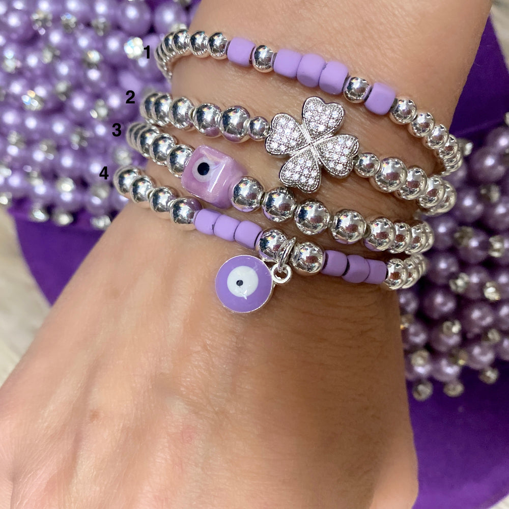 BRACELETS LILAS FRAÎCHEMENT COUPÉS