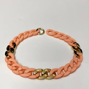 COLLIER EN CAOUTCHOUC DÉCLARATION COLLIER EN CAOUTCHOUC DÉCLARATION