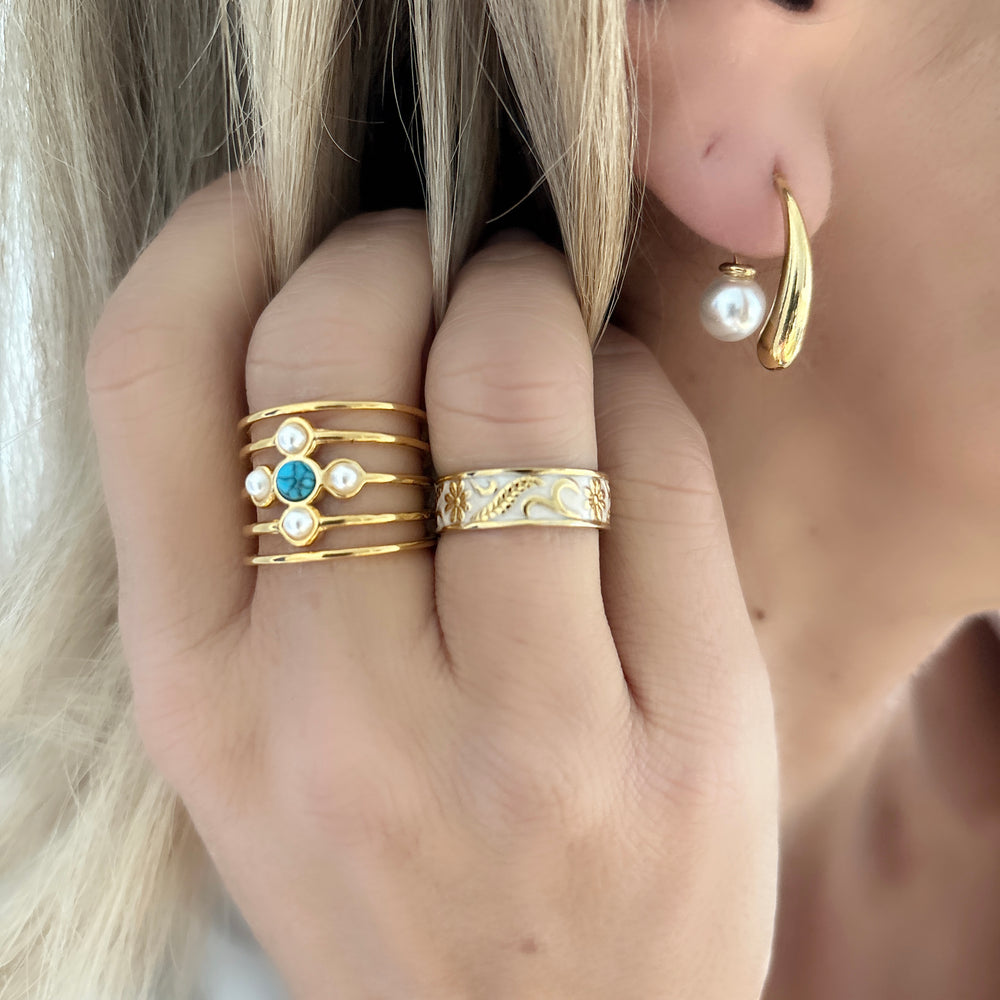 THEA RINGS