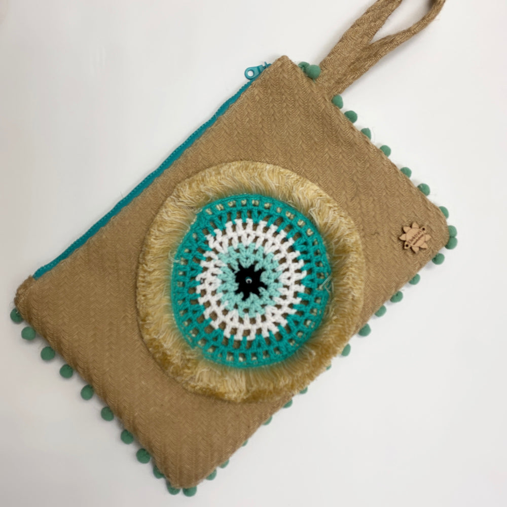 POCHETTE AU CROCHET TURQUOISE ET BLANC MAL EYE - NAOMI