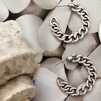 FANCY SILVER HOOPS